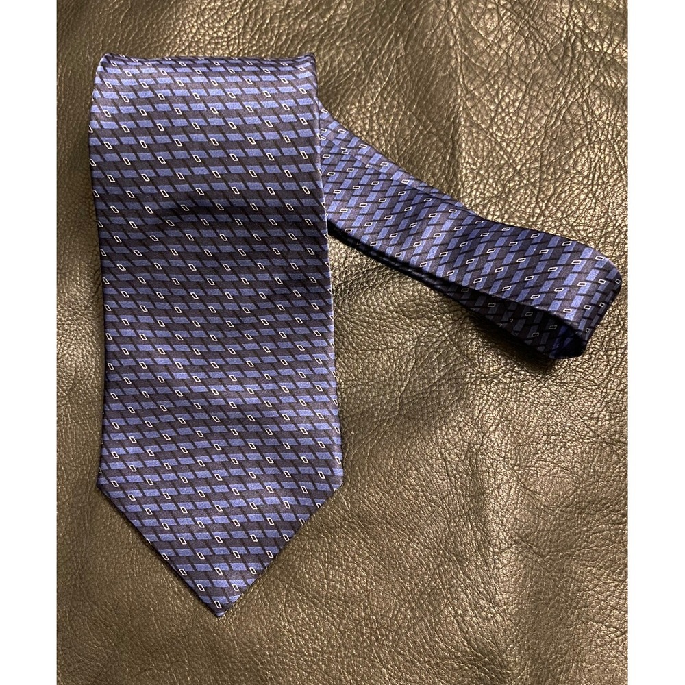 Stafford Men's Tie 100% Silk Blues/white Geometric Style Work/or Night USA Made